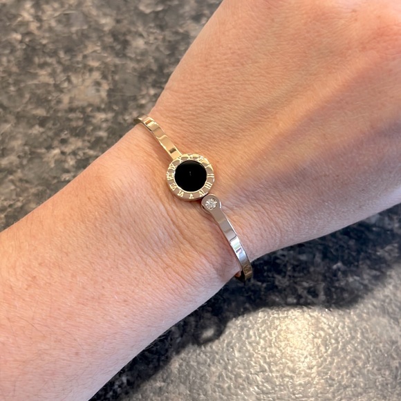 Tiffany & Co. Jewelry - NEW gold rose and crystal Roman numbers Atlas bracelet